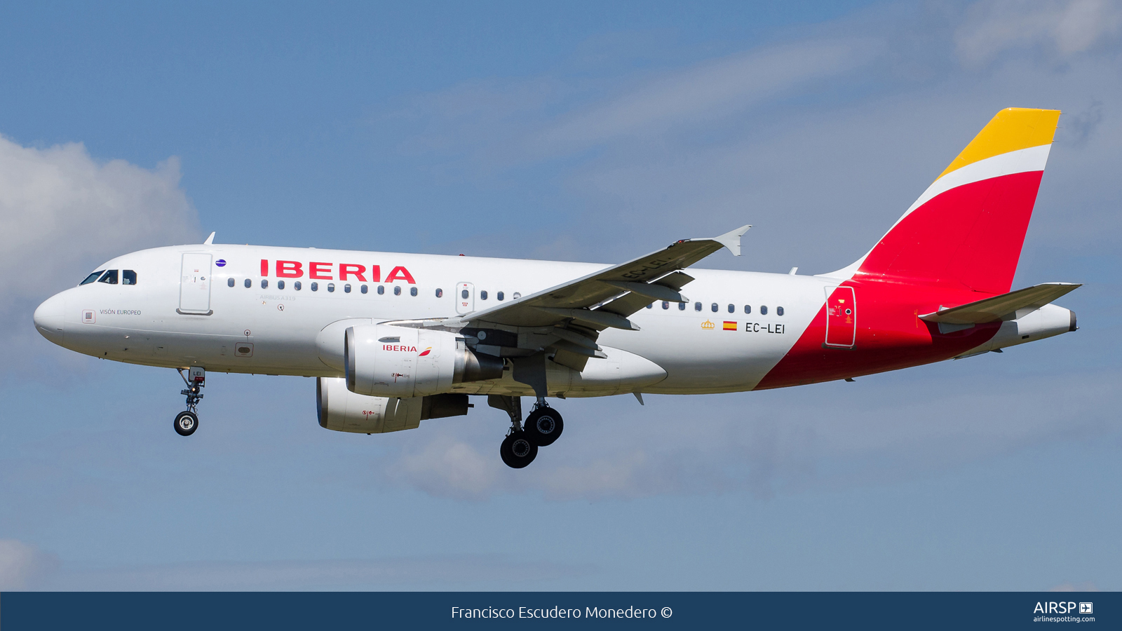 Iberia  Airbus A319  EC-LEI