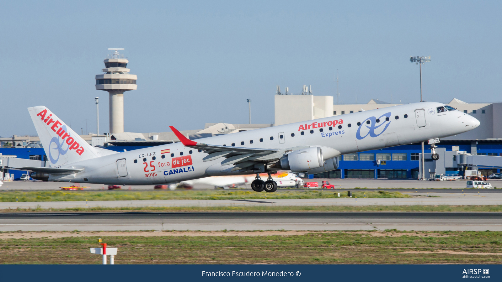 Air Europa Express  Embraer E195  EC-LFZ