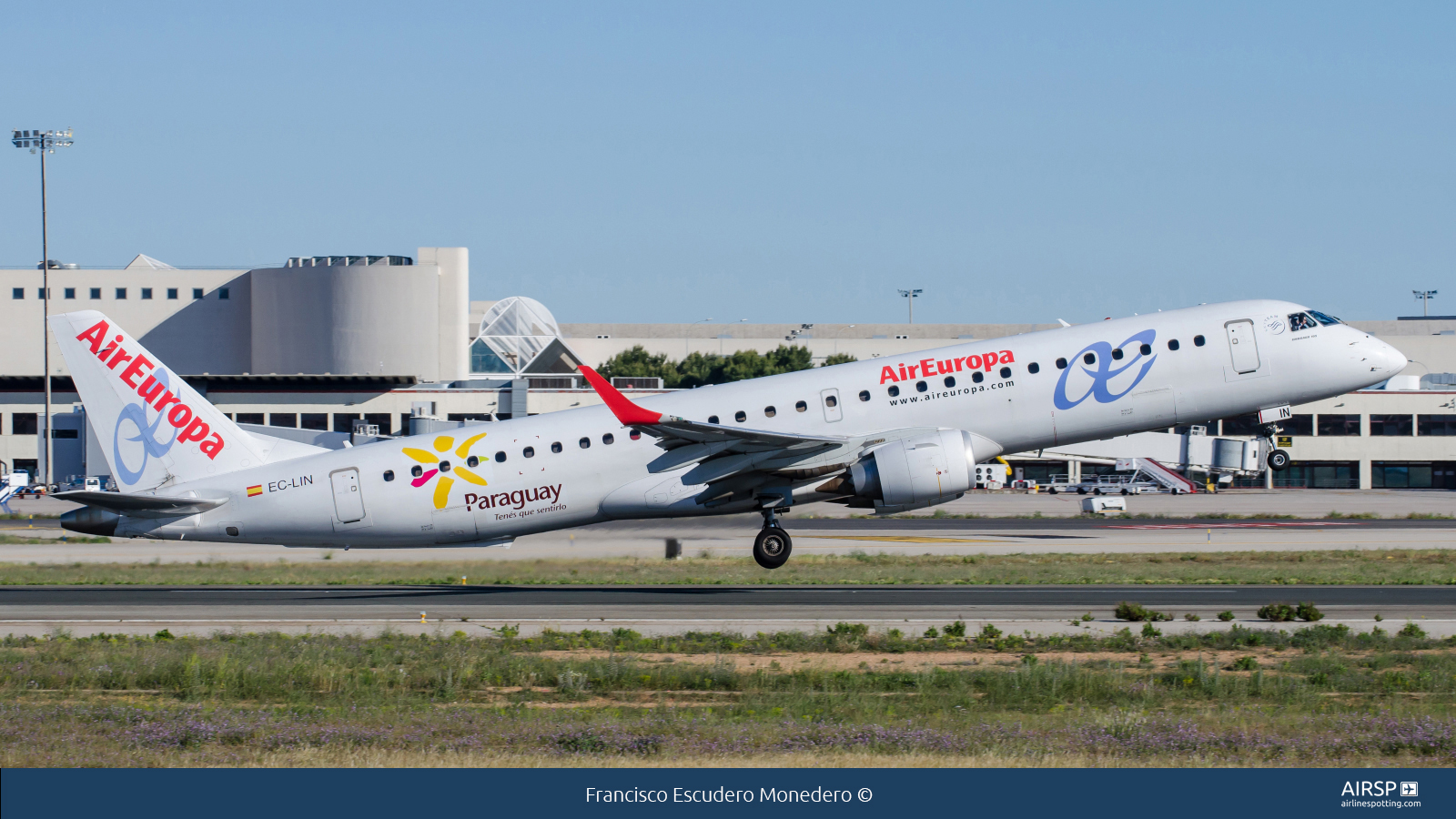 Air Europa  Embraer E195  EC-LIN