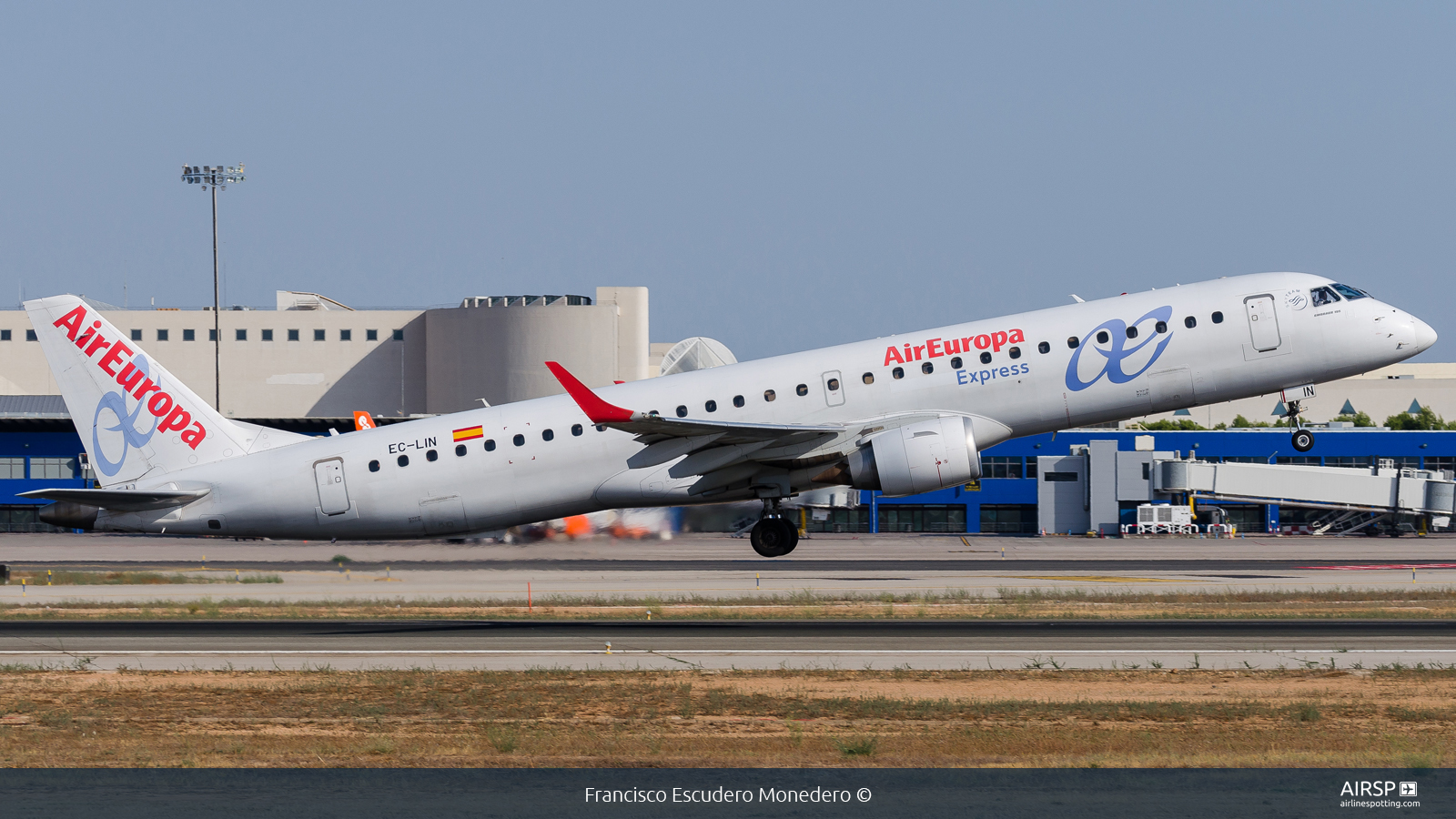 Air Europa Express  Embraer E195  EC-LIN