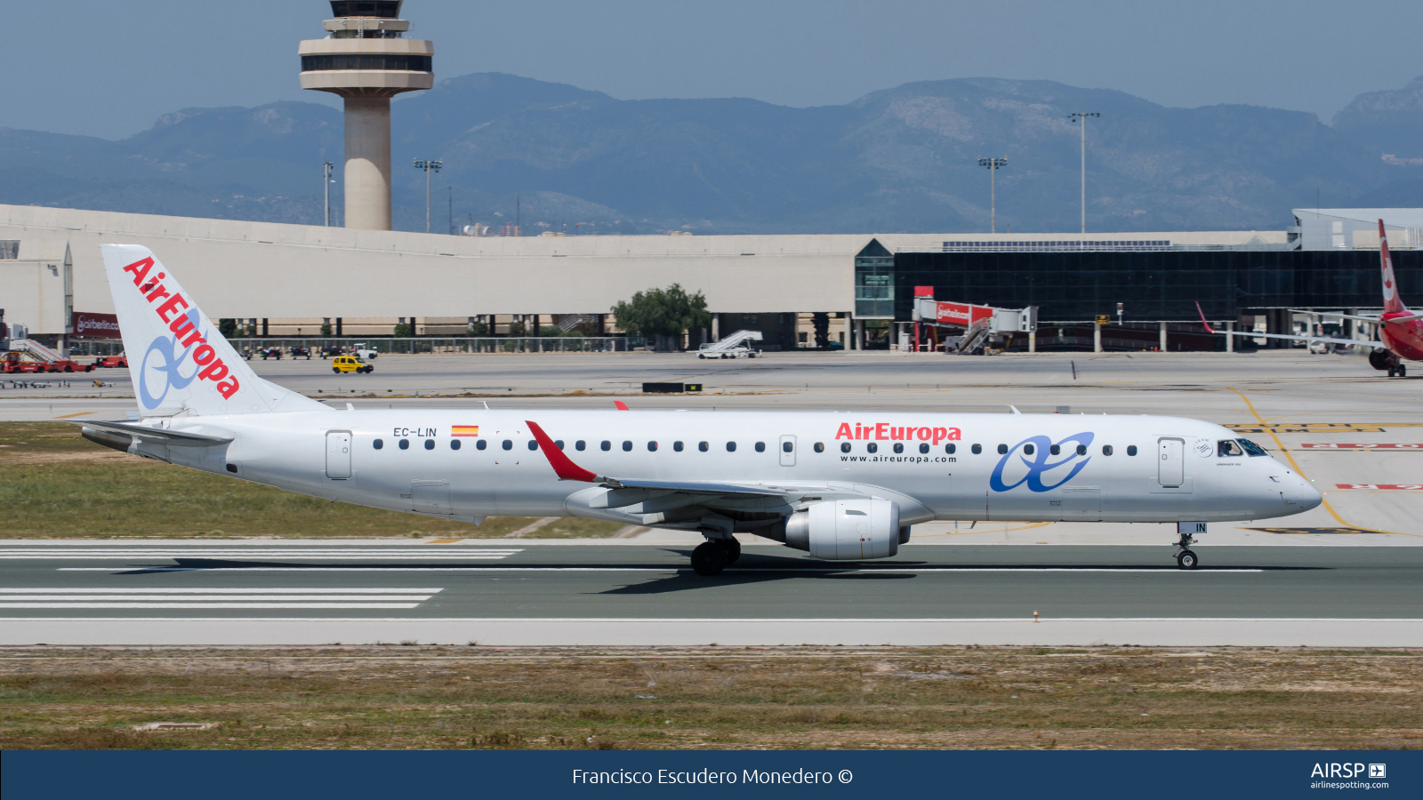 Air Europa  Embraer E195  EC-LIN