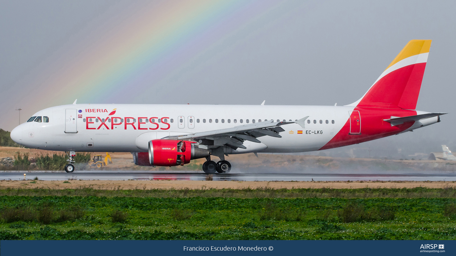 Iberia Express  Airbus A320  EC-LKG