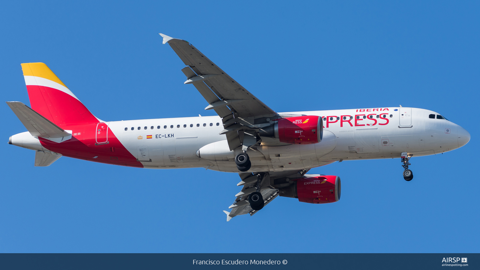 Iberia Express  Airbus A320  EC-LKH