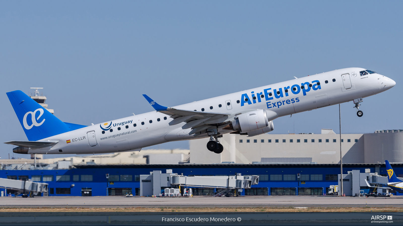 Air Europa Express  Embraer E195  EC-LLR