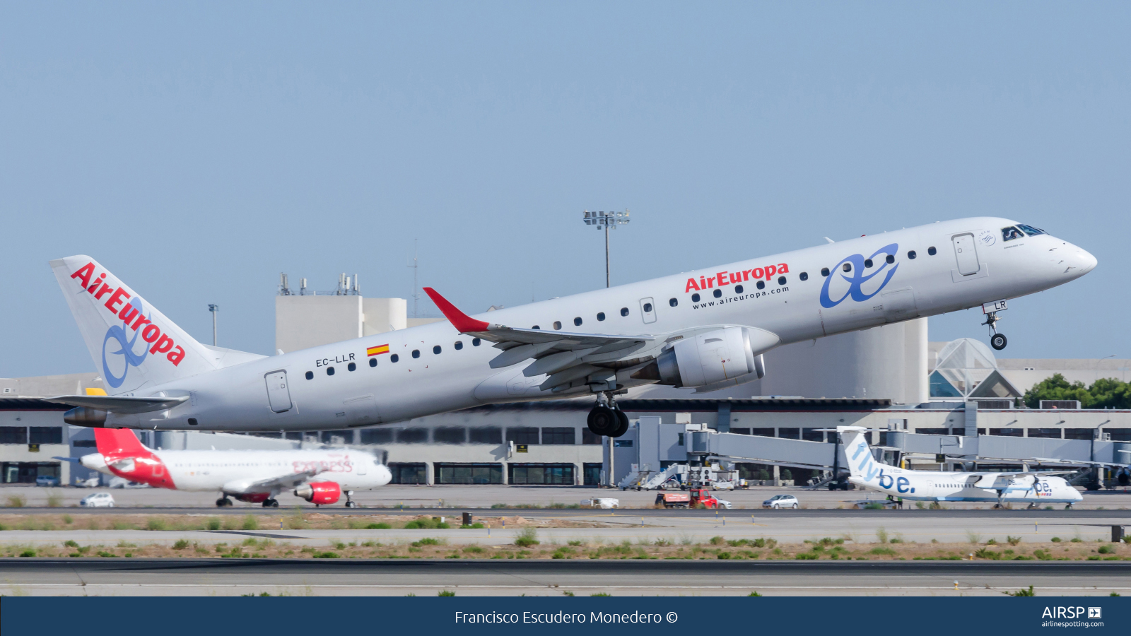 Air Europa  Embraer E195  EC-LLR