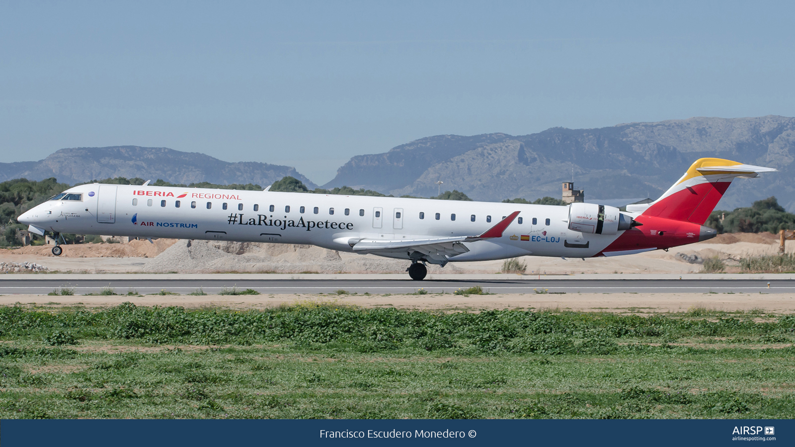 Air Nostrum Iberia Regional  Mitsubishi CRJ-1000  EC-LOJ