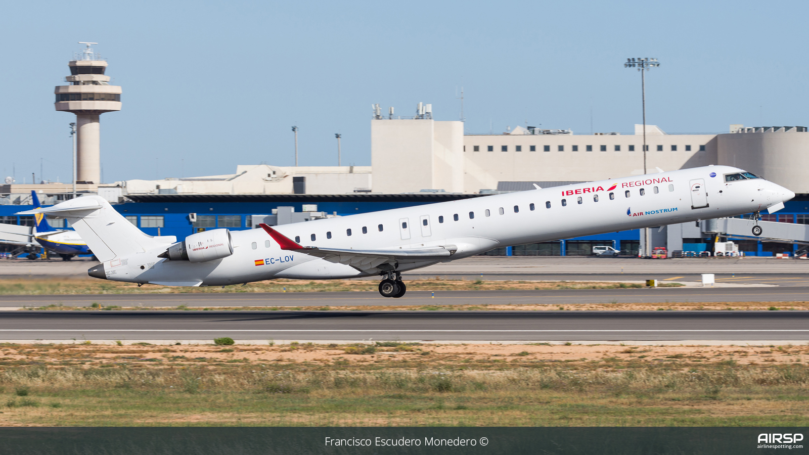 Air Nostrum Iberia Regional  Mitsubishi CRJ-1000  EC-LOV