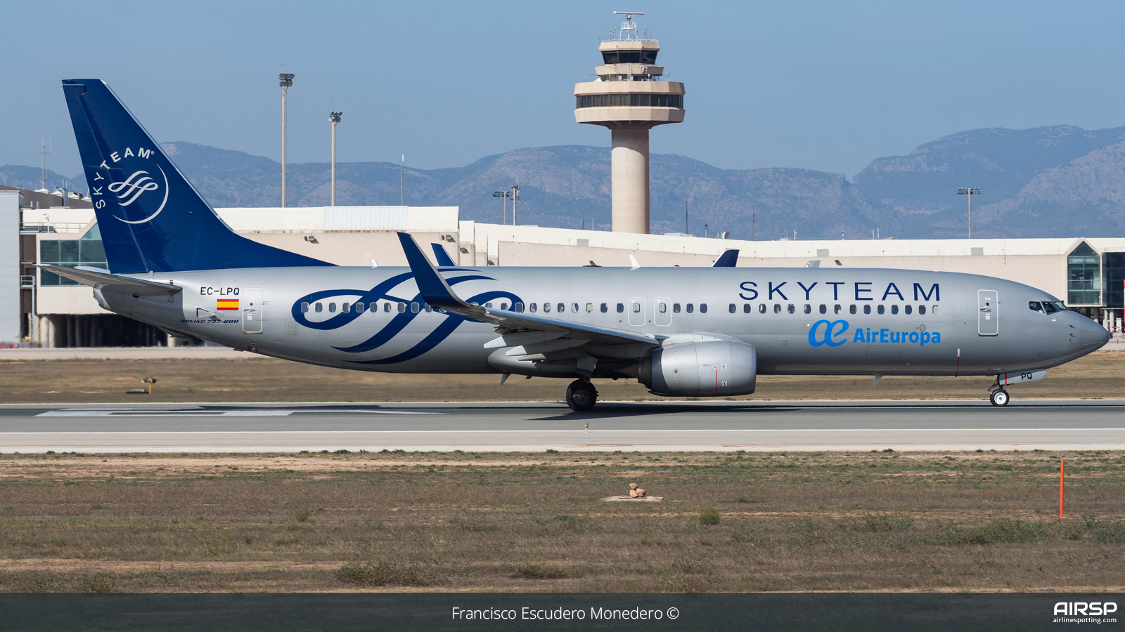 Air Europa  Boeing 737-800  EC-LPQ