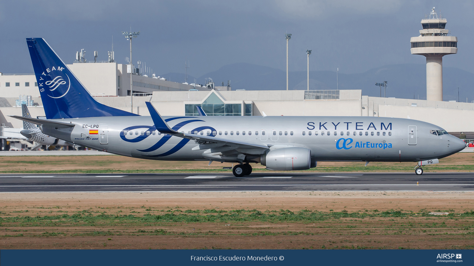 Air Europa  Boeing 737-800  EC-LPQ