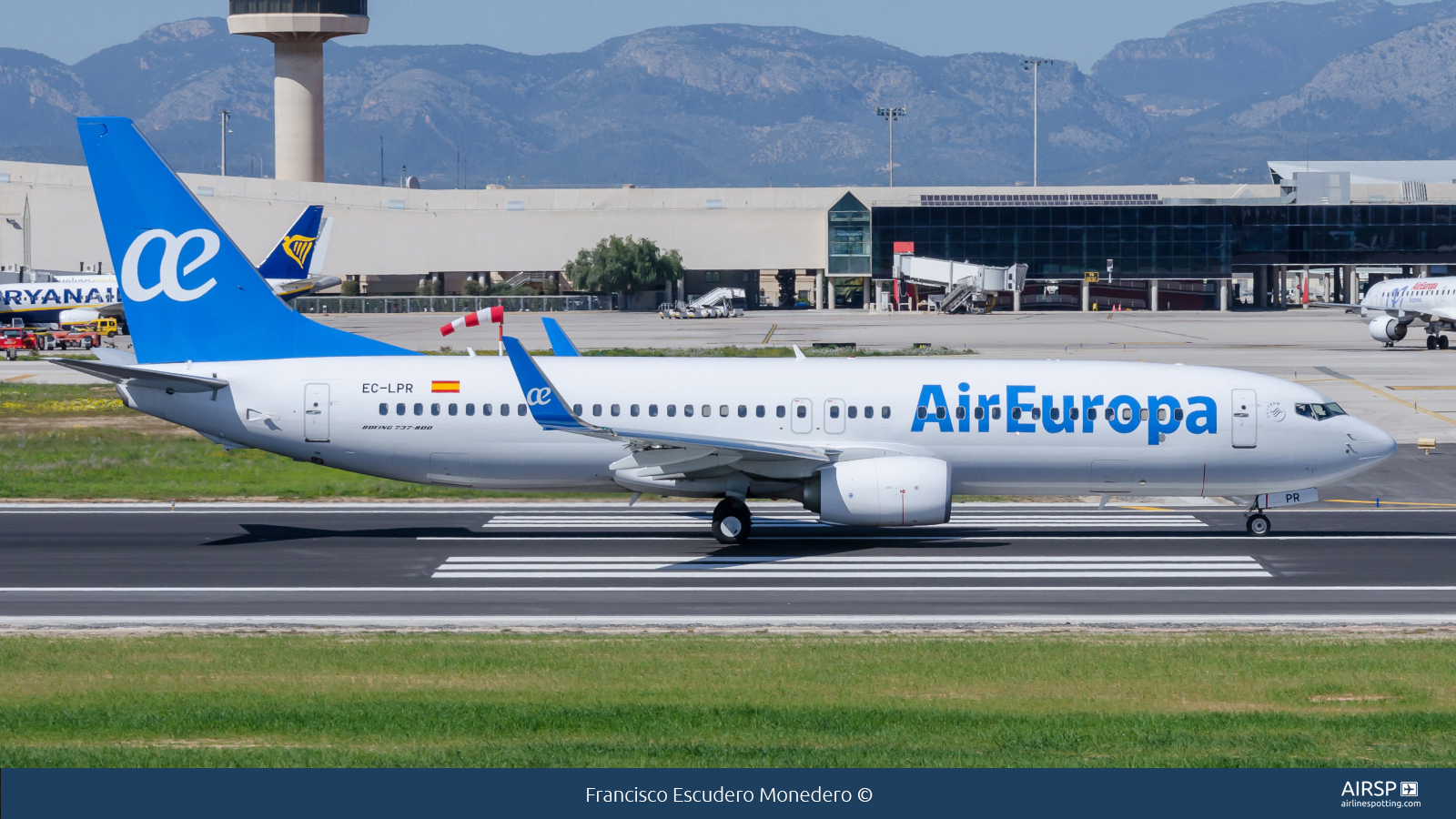 Air Europa  Boeing 737-800  EC-LPR