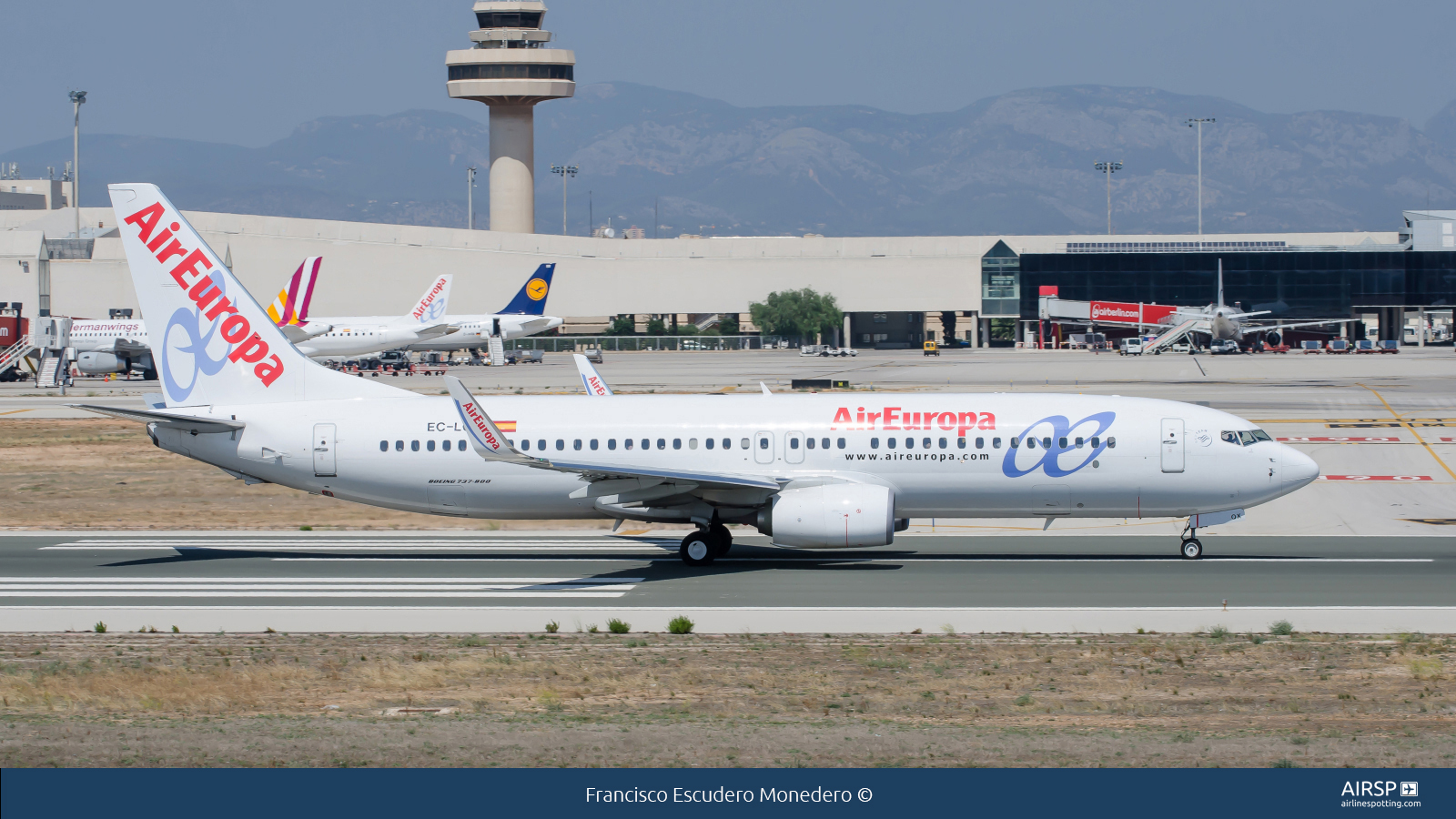 Air Europa  Boeing 737-800  EC-LQX