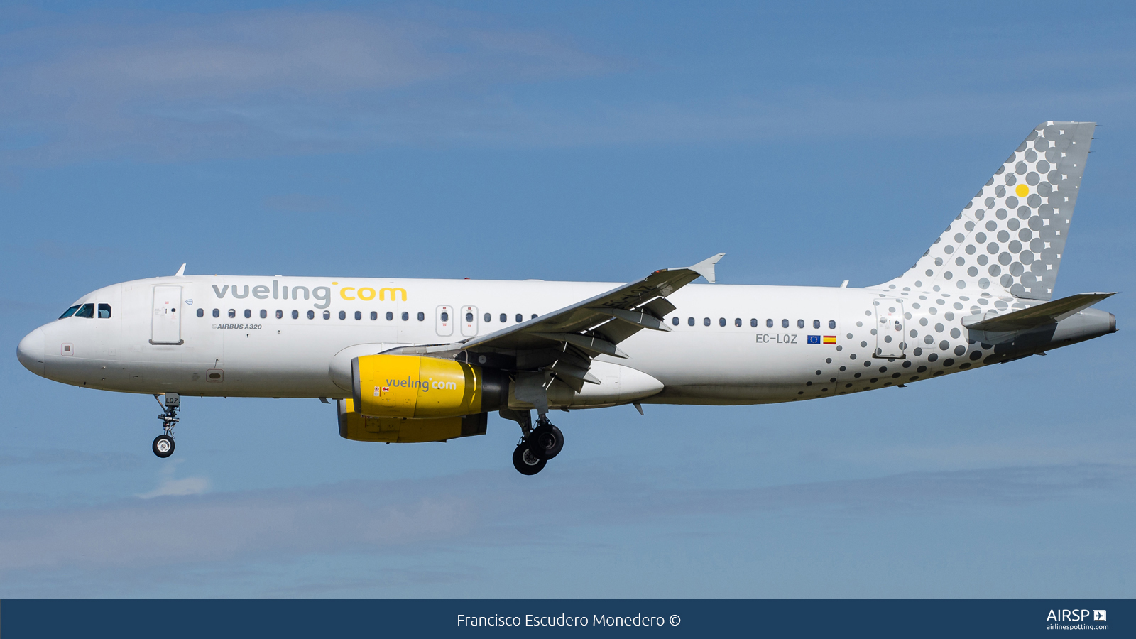 Vueling  Airbus A320  EC-LQZ