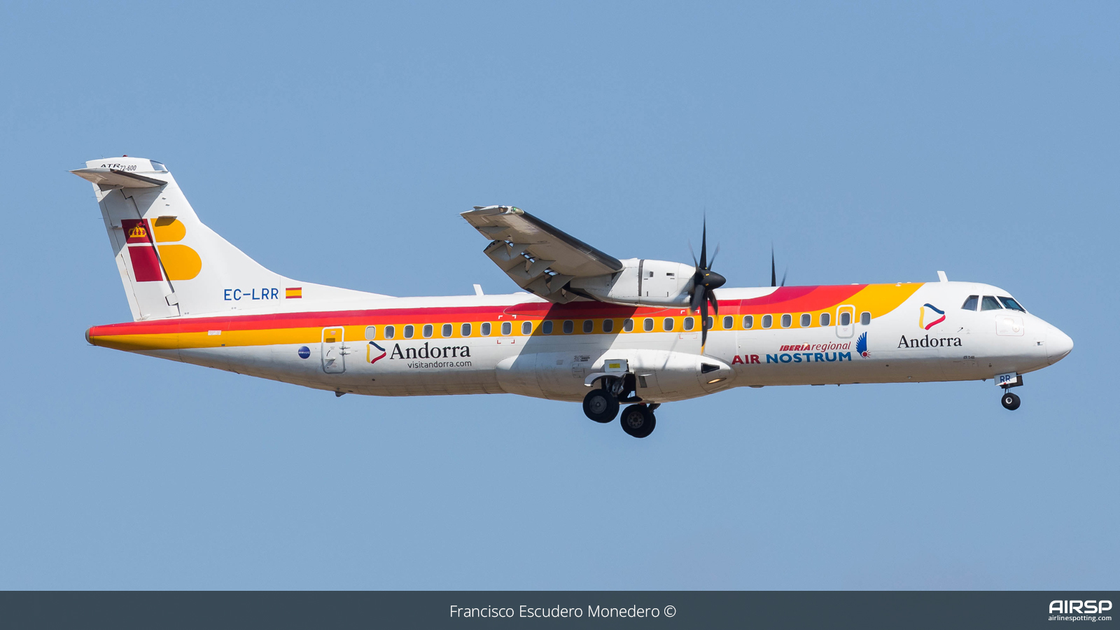 Air Nostrum Iberia Regional  ATR-72  EC-LRR