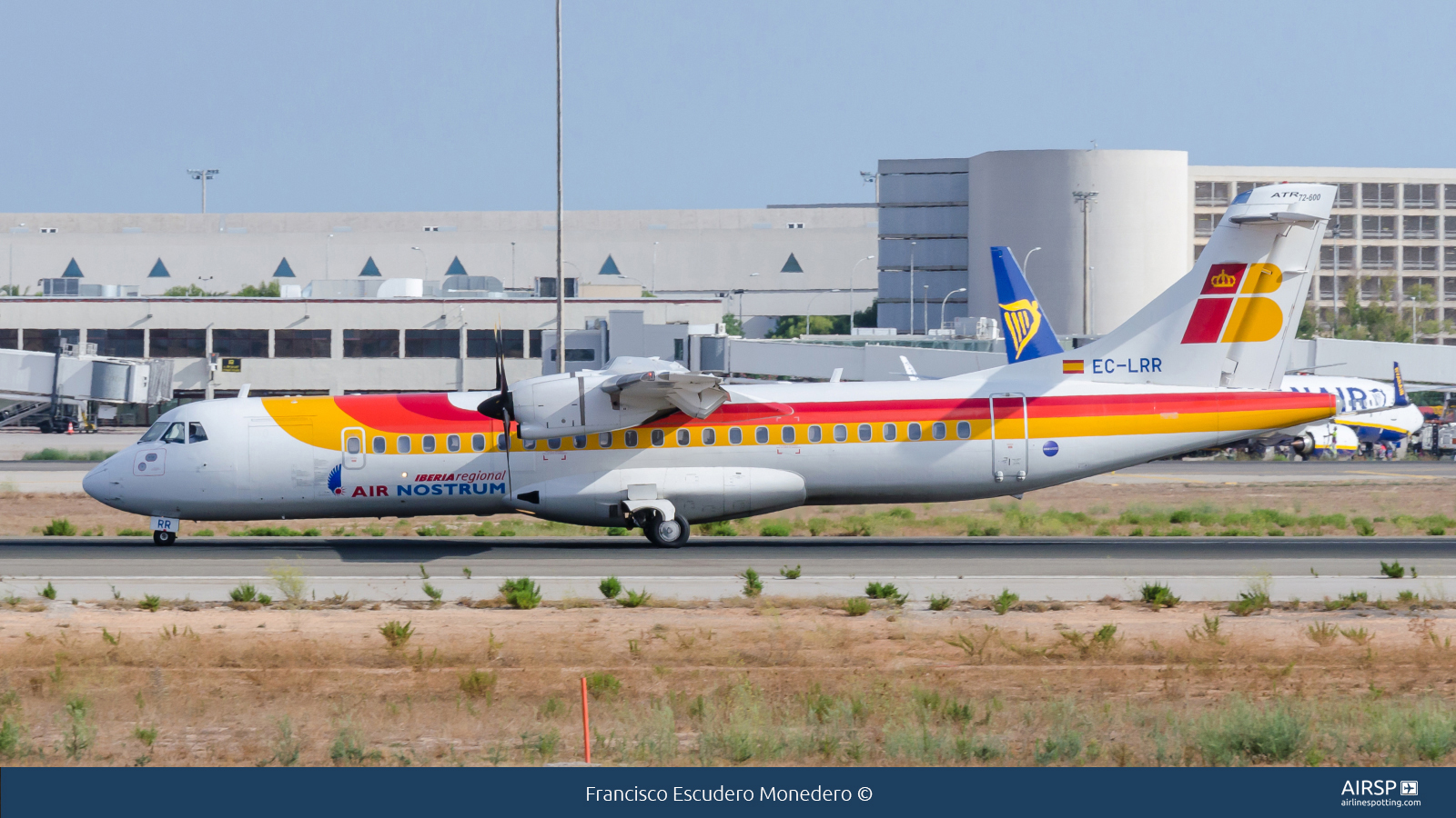 Air Nostrum Iberia Regional  ATR-72  EC-LRR