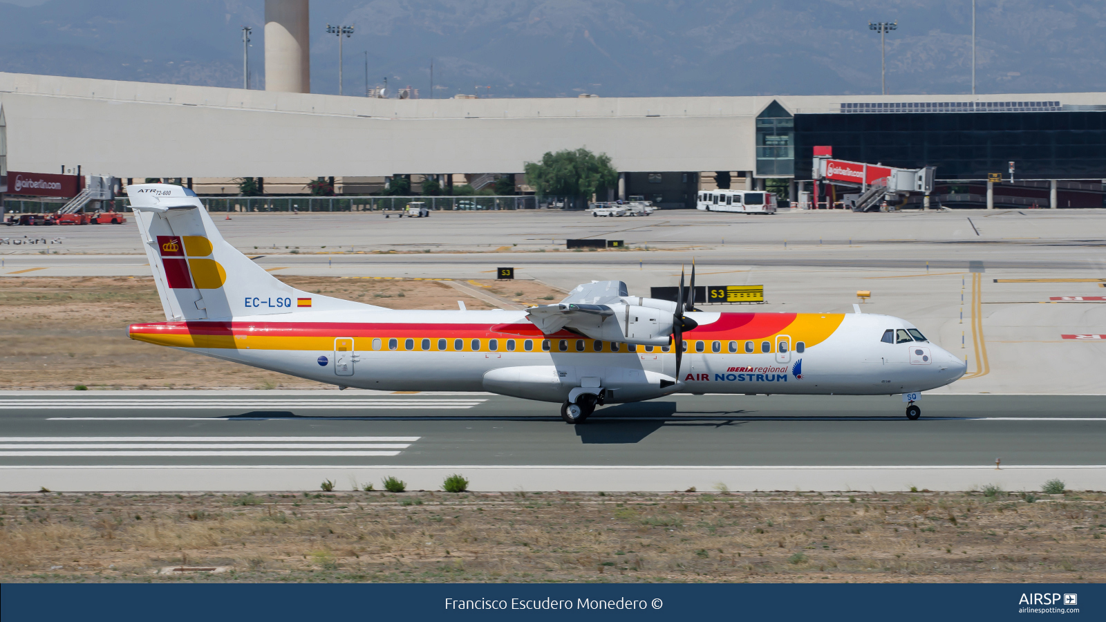 Air Nostrum Iberia Regional  ATR-72  EC-LSQ