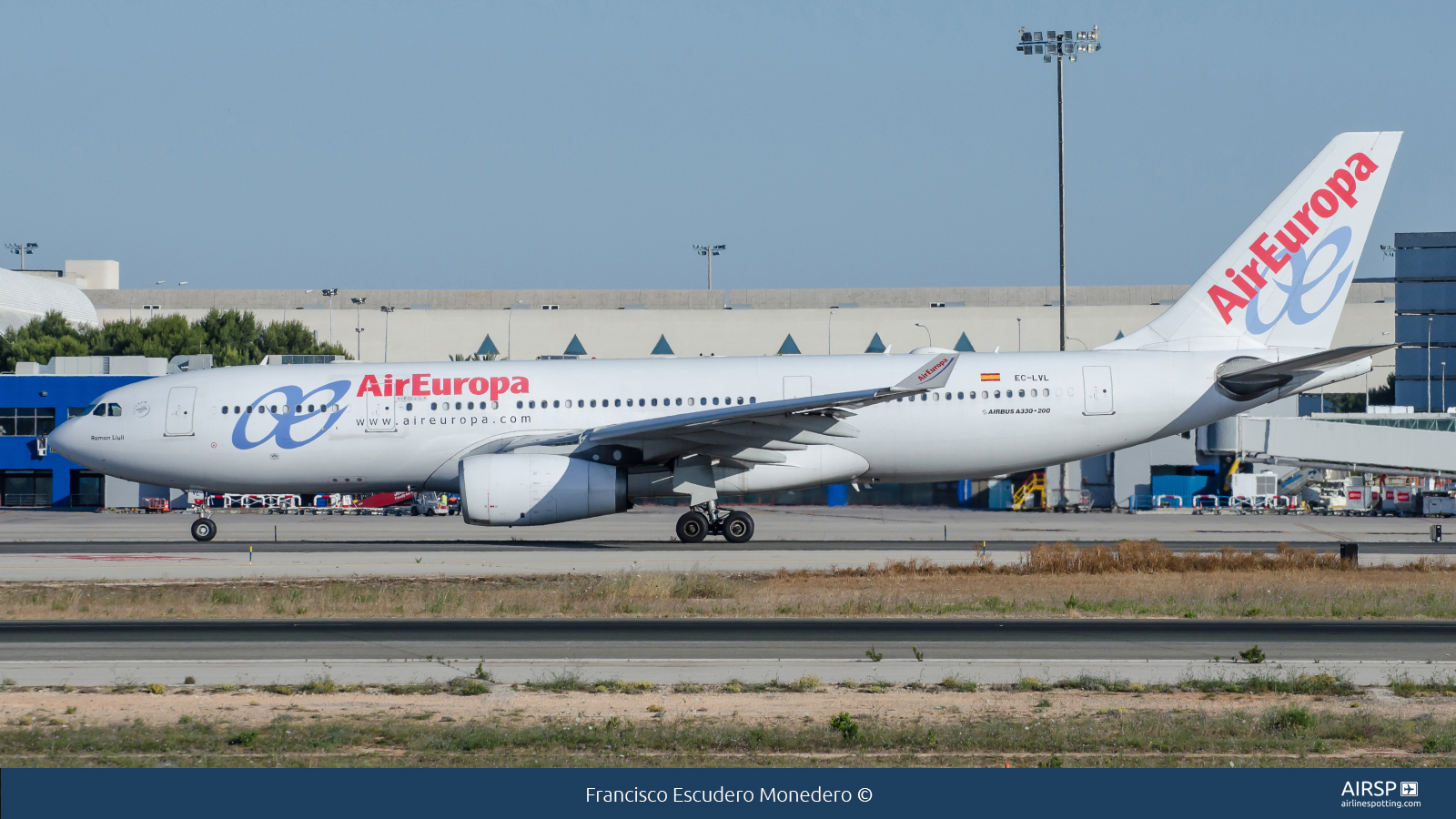 Air Europa  Airbus A330-200  EC-LVL