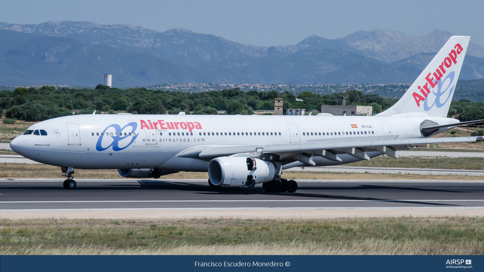 Air Europa  Airbus A330-200  EC-LVL