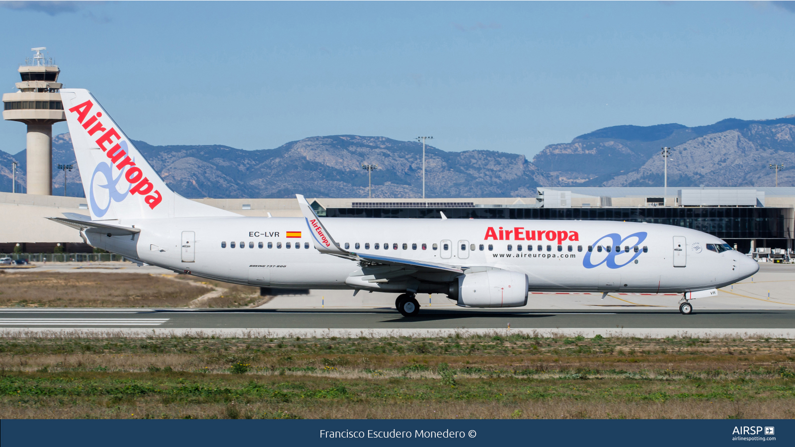Air Europa  Boeing 737-800  EC-LVR