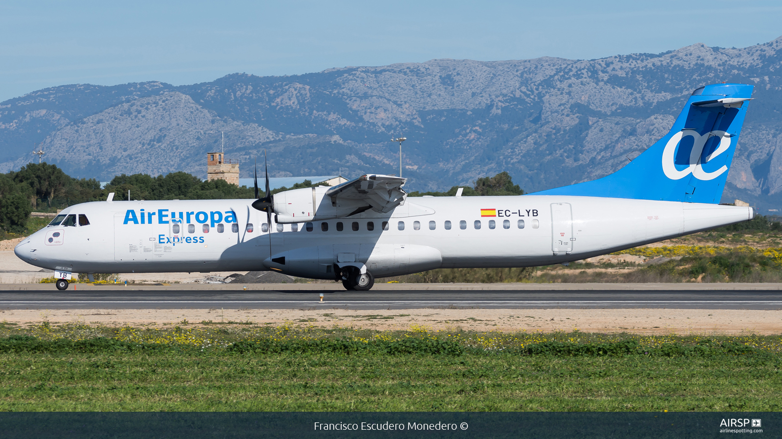 Air Europa Express  ATR-72  EC-LYB