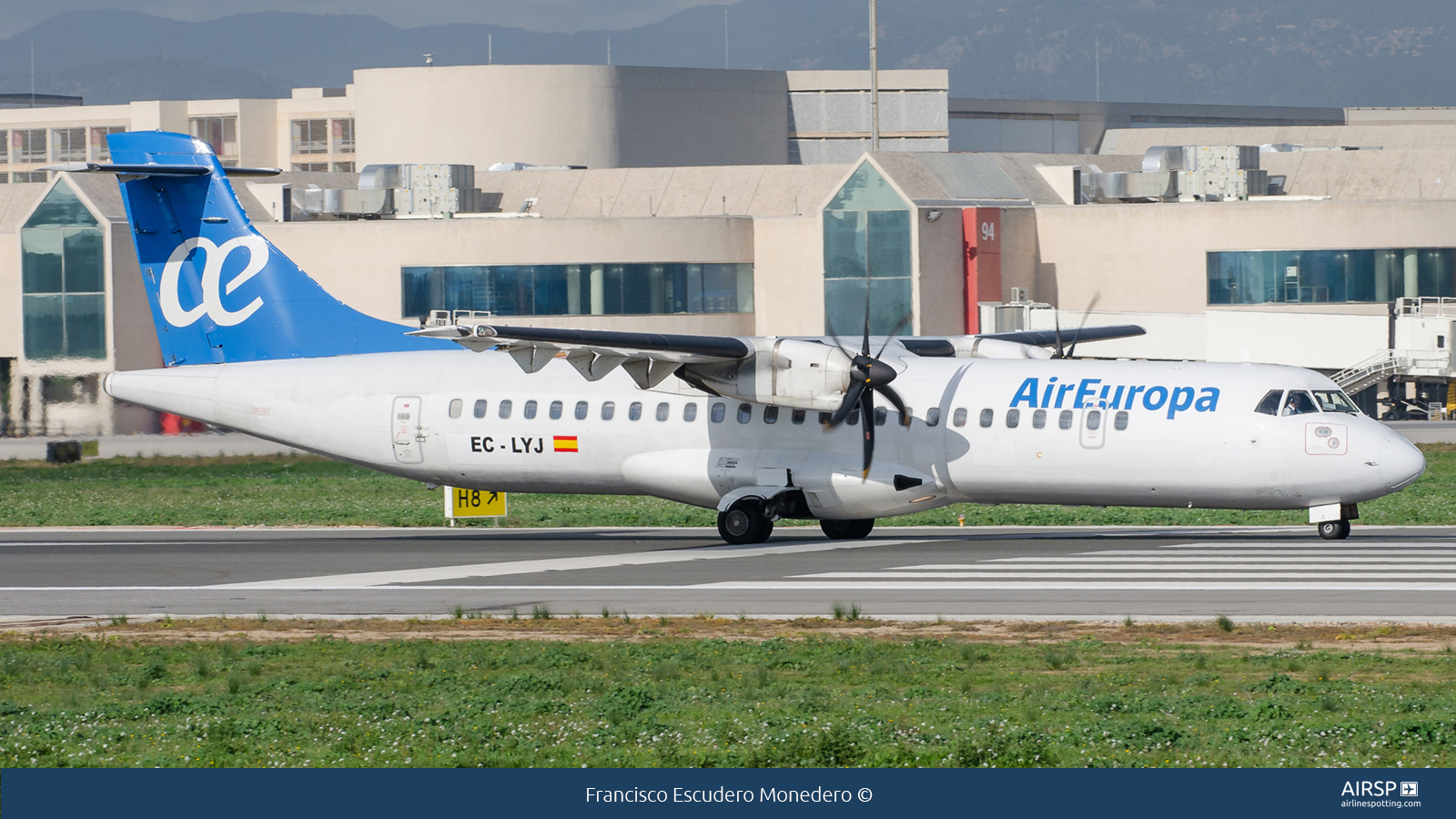 Air Europa  ATR-72  EC-LYJ