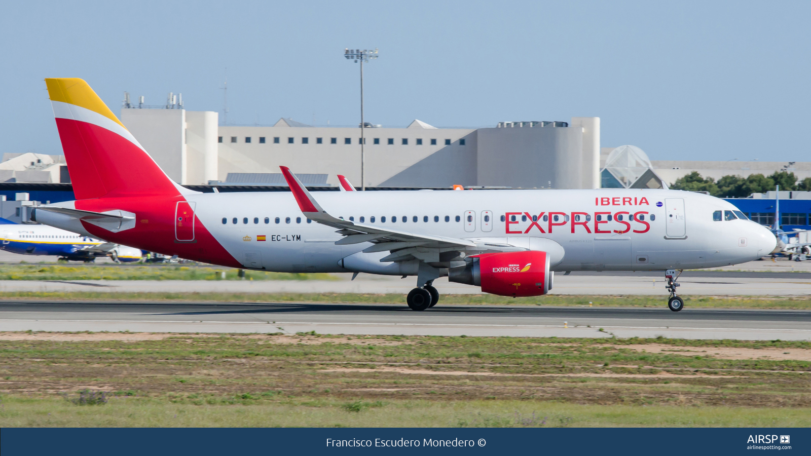 Iberia Express  Airbus A320  EC-LYM