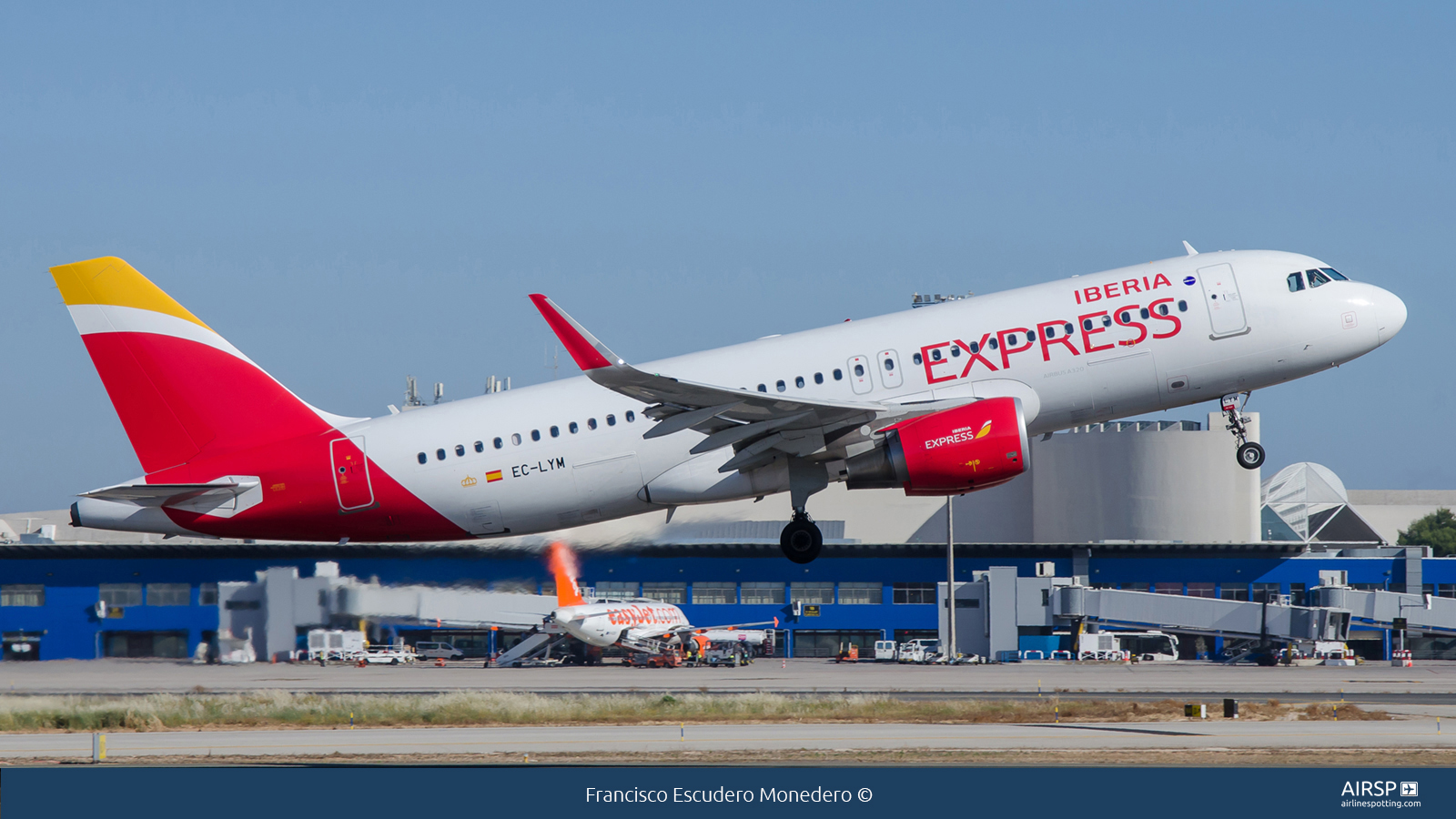 Iberia Express  Airbus A320  EC-LYM