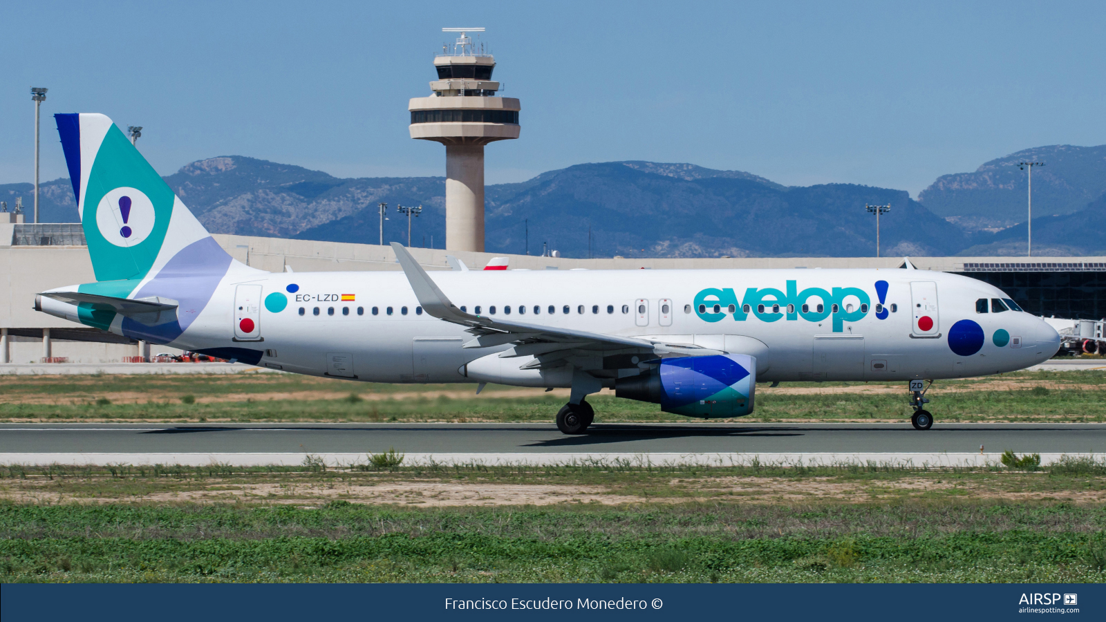 Evelop Airlines  Airbus A320  EC-LZD