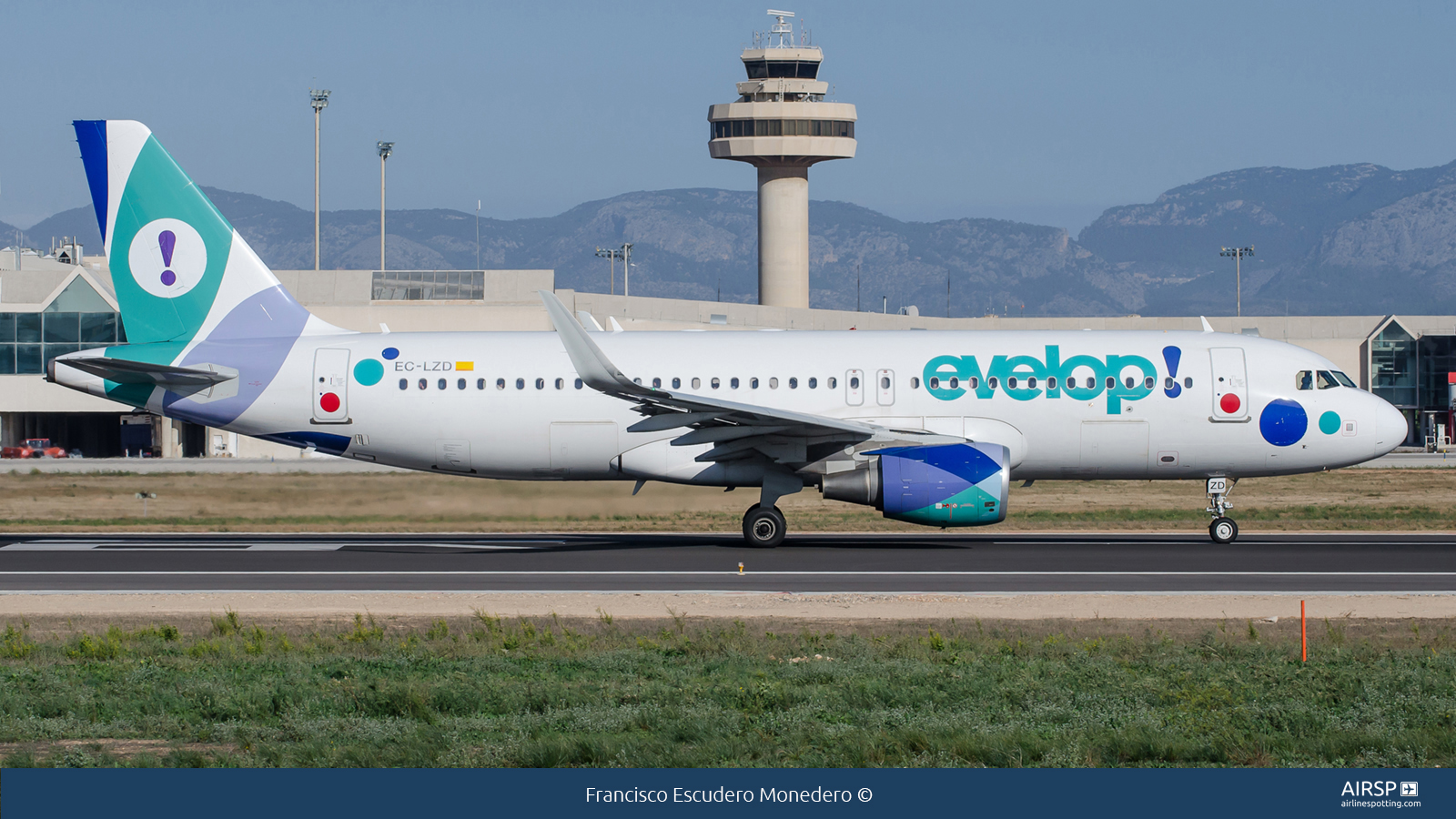 Evelop Airlines  Airbus A320  EC-LZD