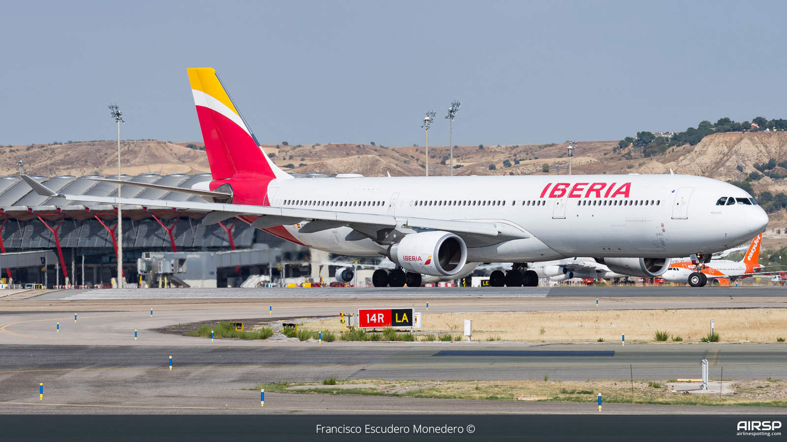 Iberia  Airbus A330-300  EC-LZX