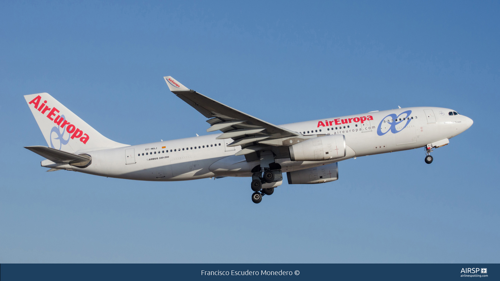 Air Europa  Airbus A330-200  EC-MAJ