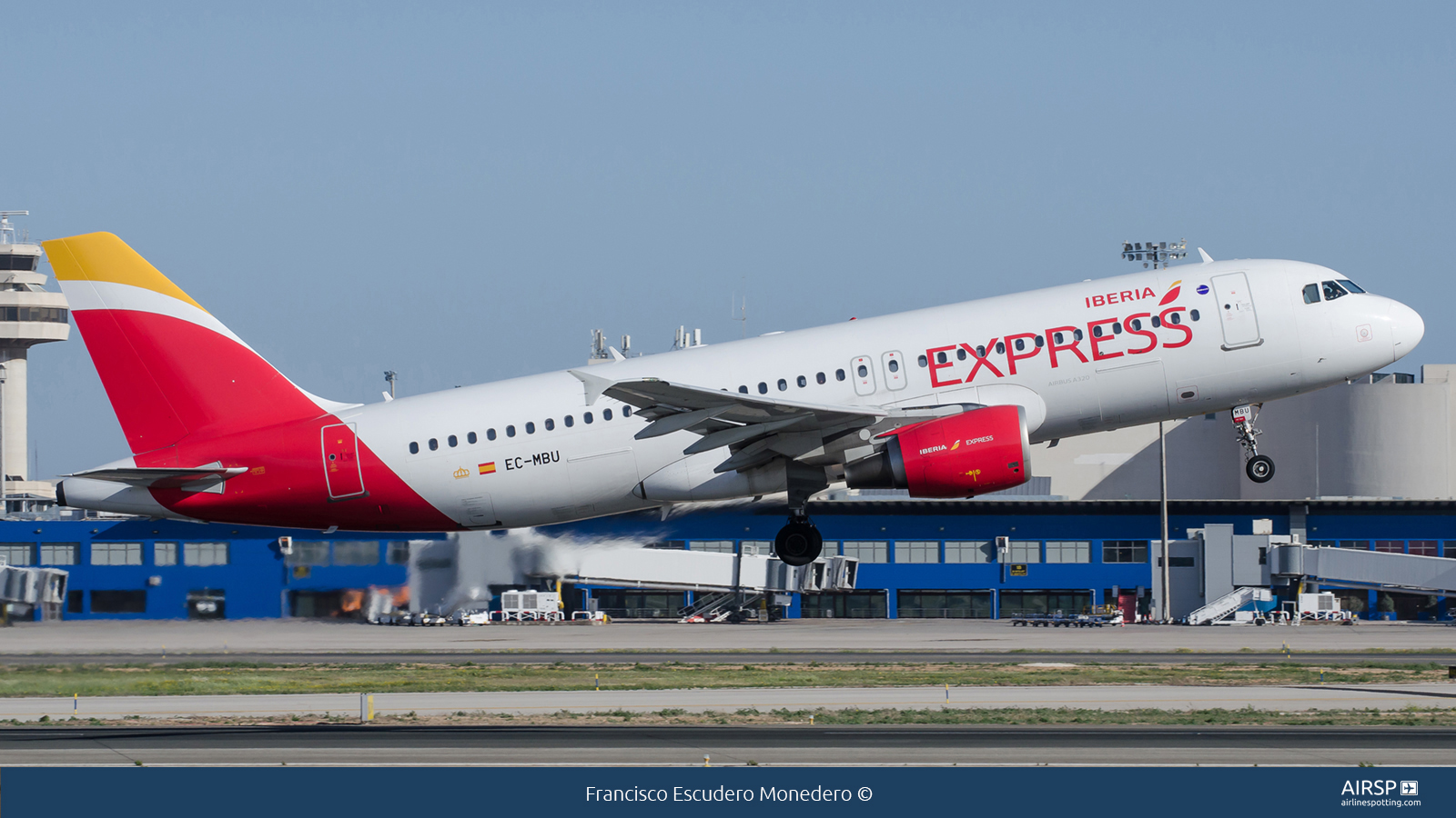 Iberia Express  Airbus A320  EC-MBU