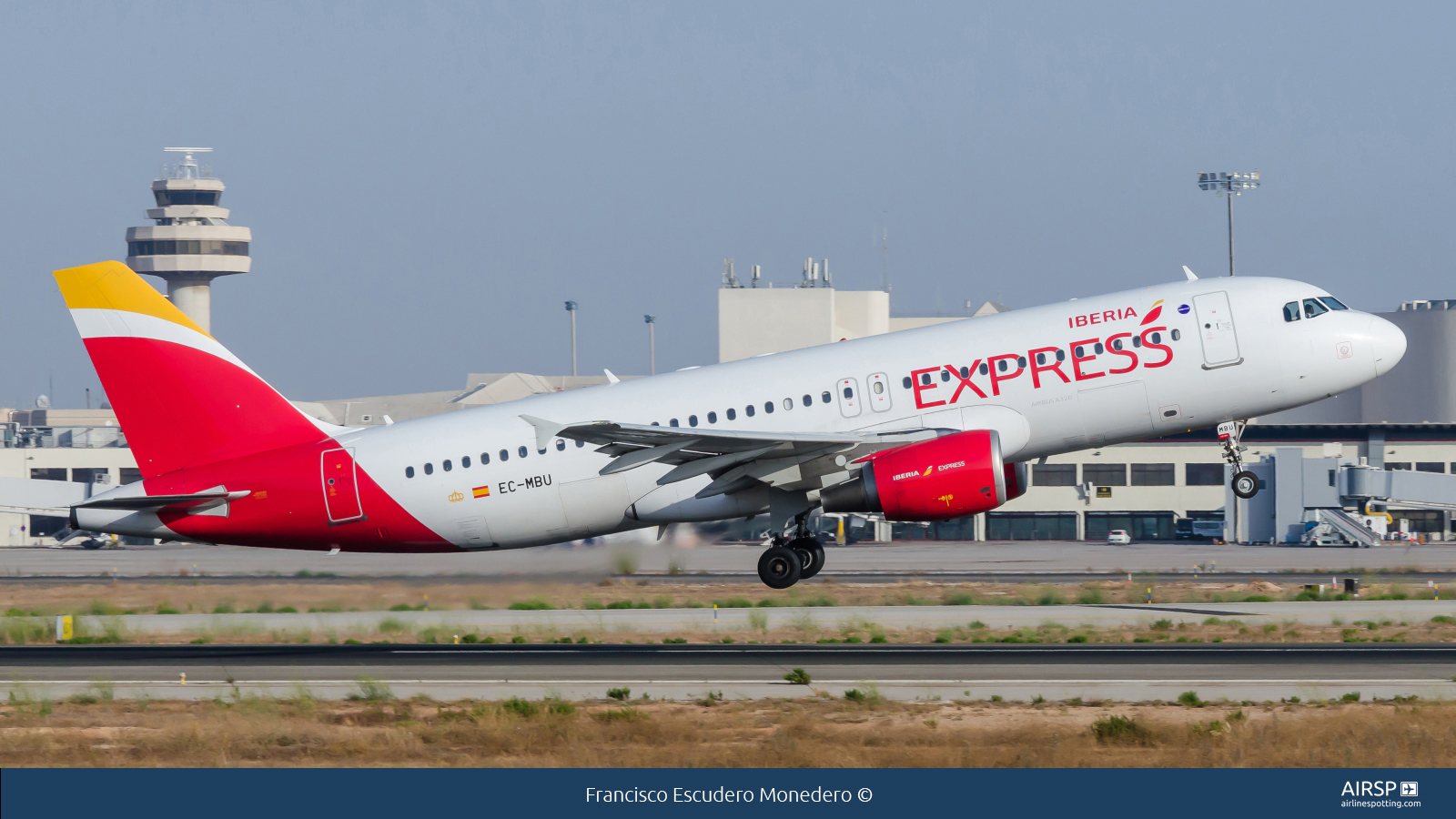 Iberia Express  Airbus A320  EC-MBU