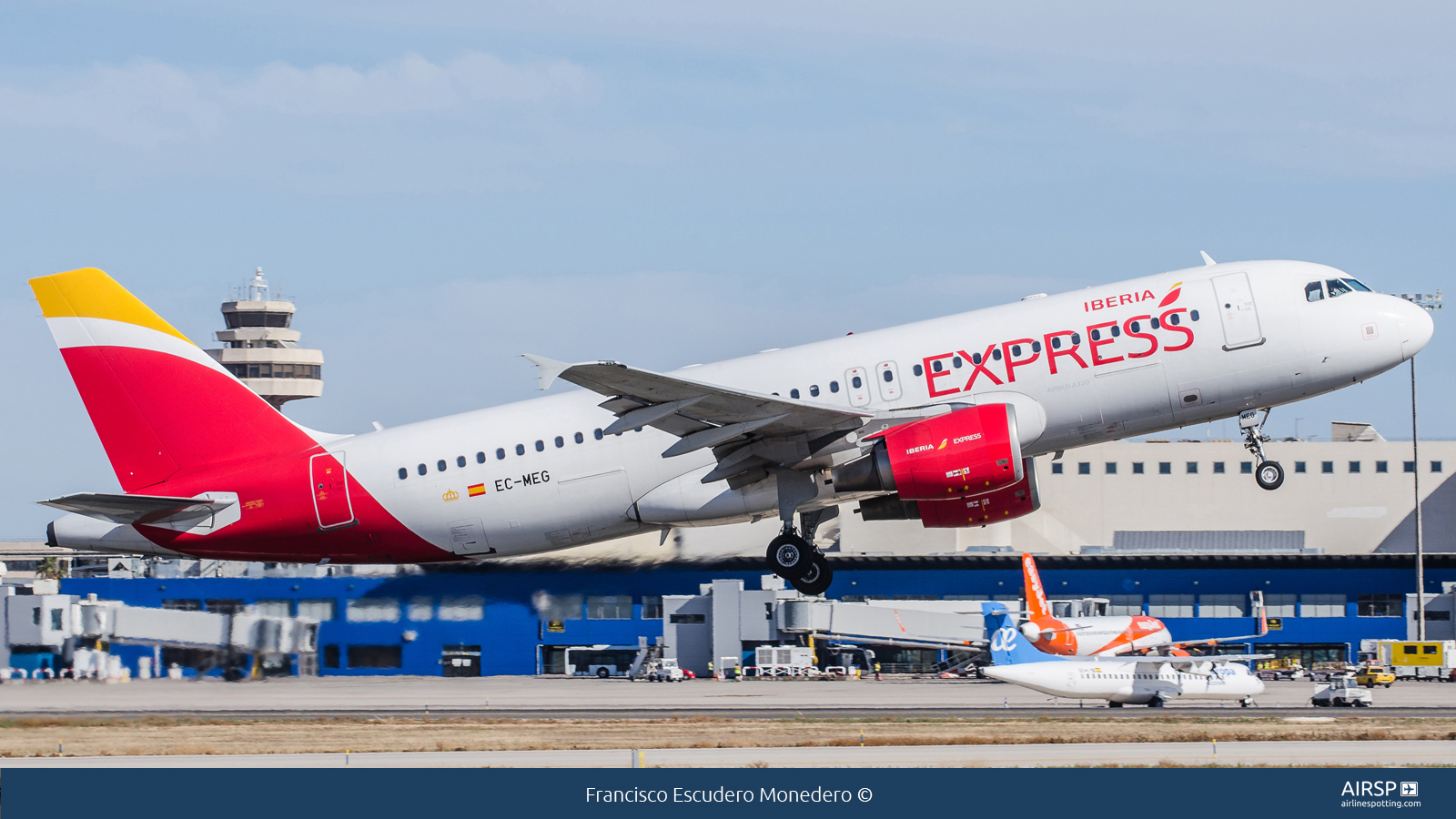 Iberia Express  Airbus A320  EC-MEG