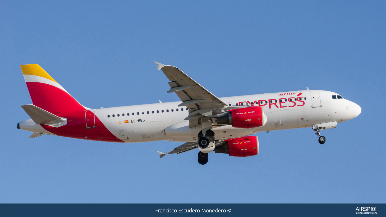 Iberia Express  Airbus A320  EC-MEG