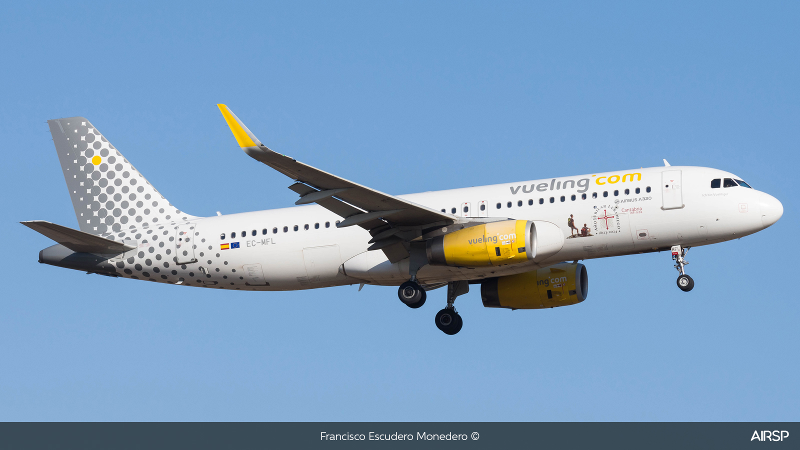 Vueling  Airbus A320  EC-MFL