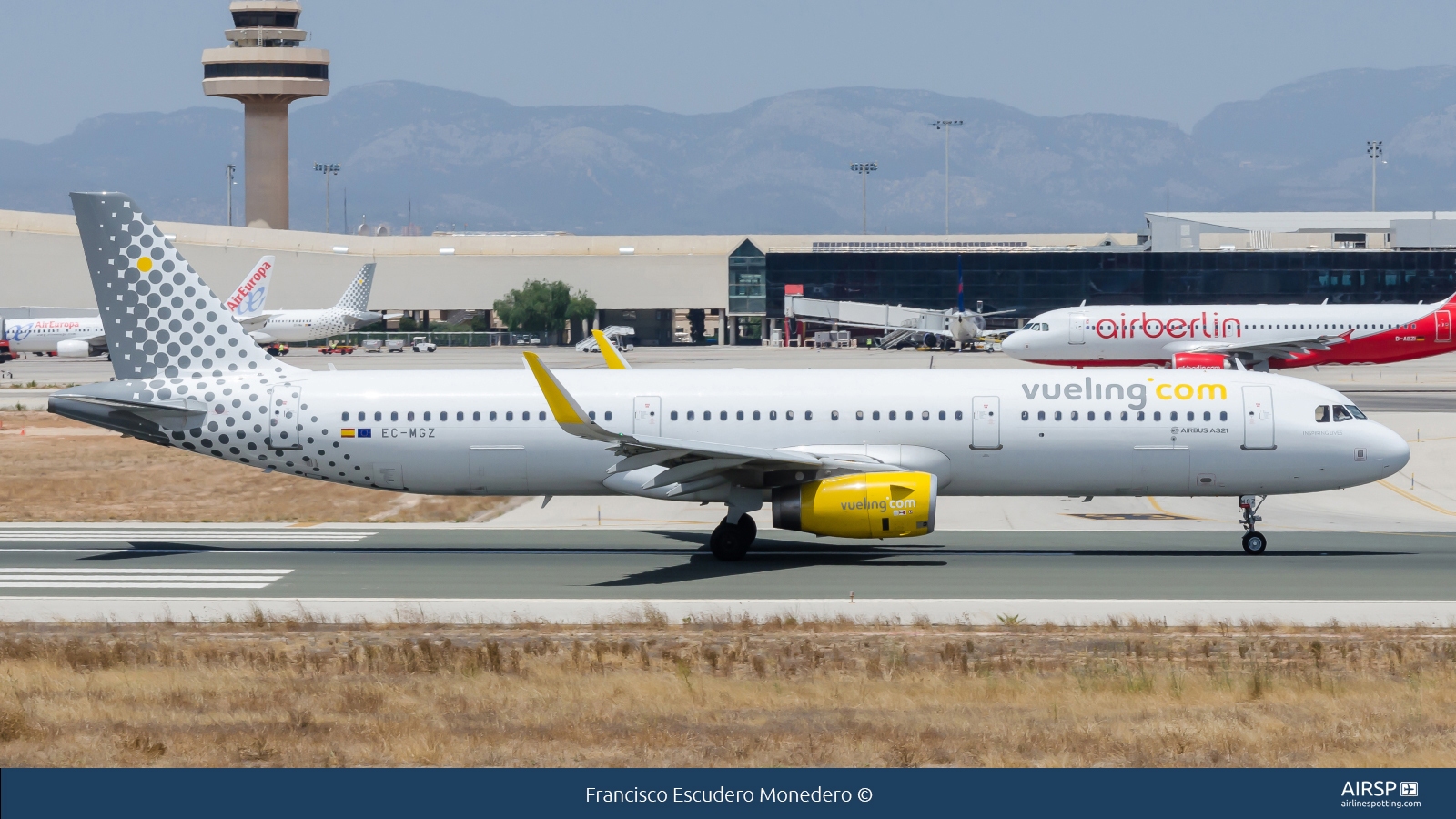 Vueling  Airbus A321  EC-MGZ