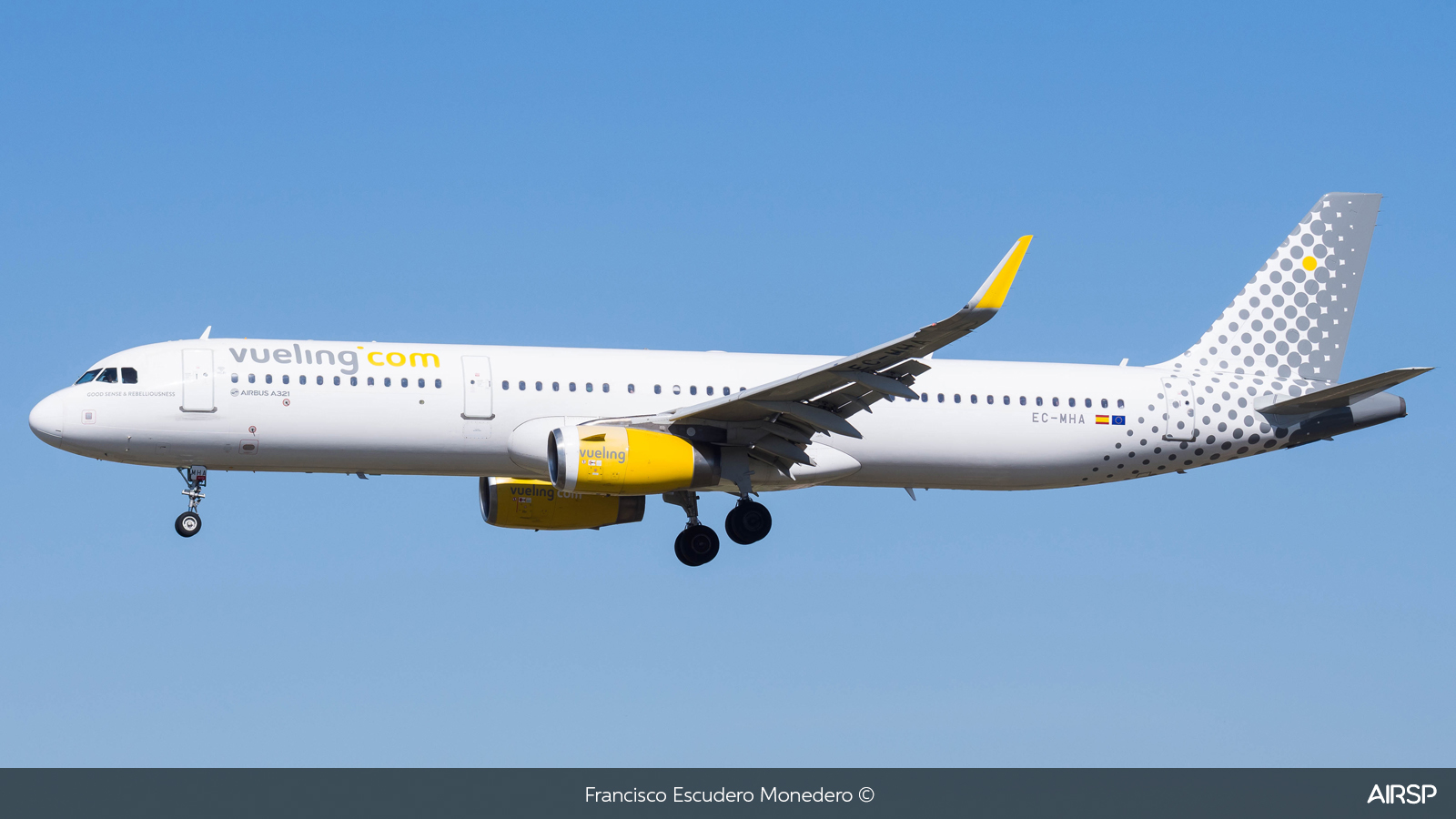Vueling  Airbus A321  EC-MHA