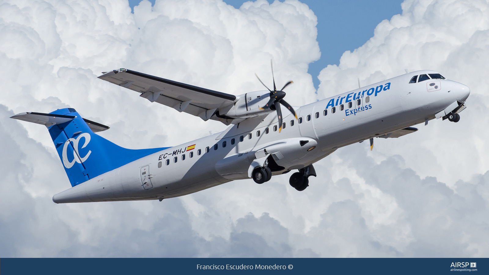 Air Europa Express  ATR-72  EC-MHJ