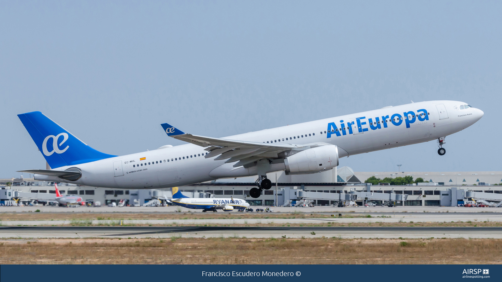 Air Europa  Airbus A330-300  EC-MHL