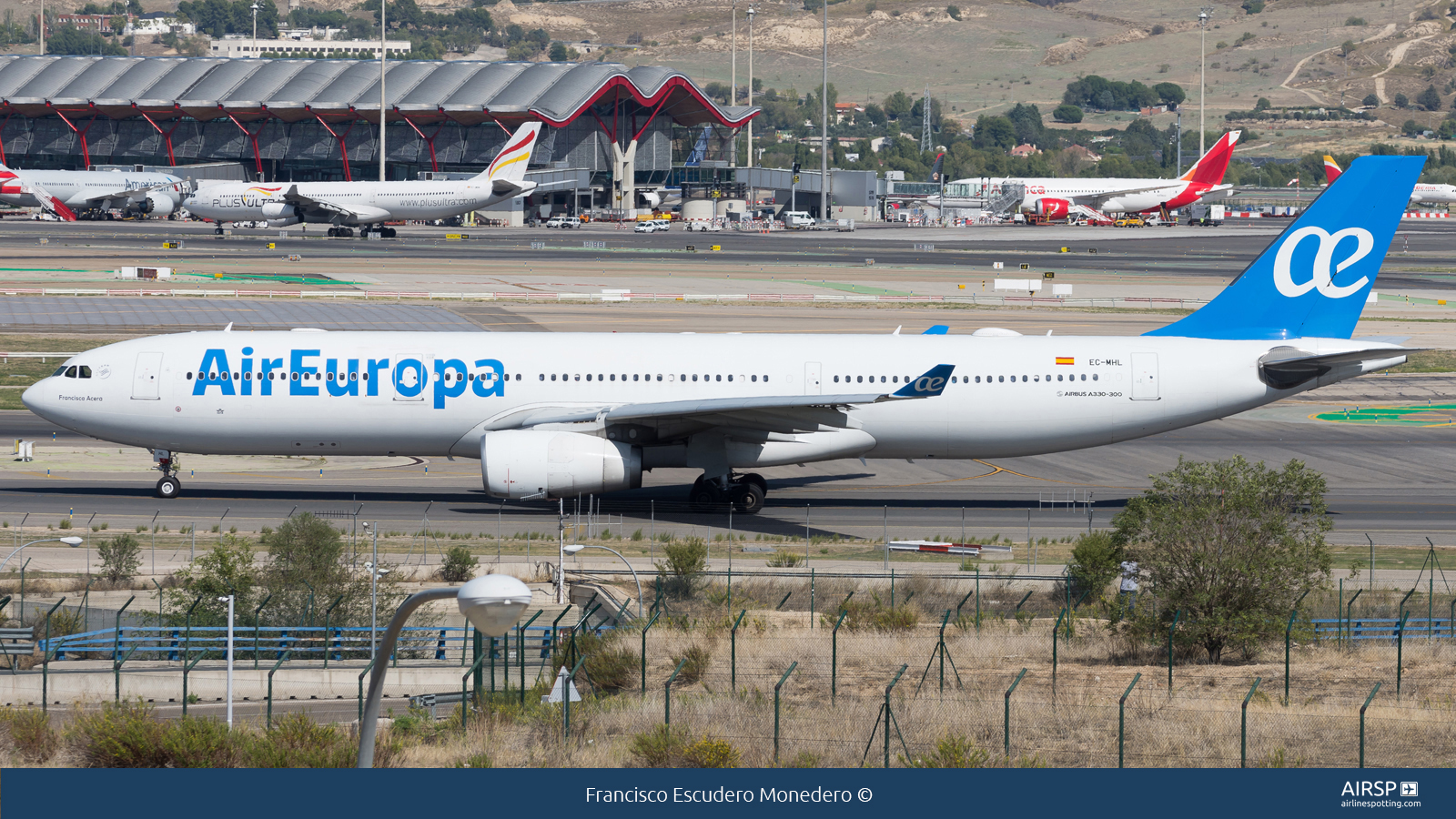 Air Europa  Airbus A330-300  EC-MHL