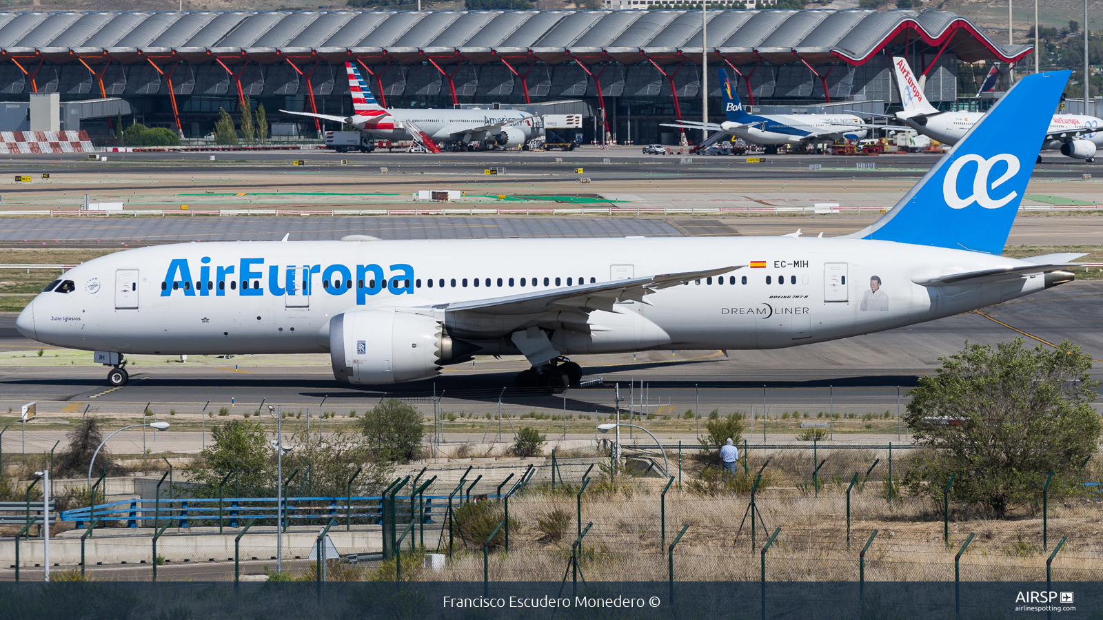 Air Europa  Boeing 787-8  EC-MIH