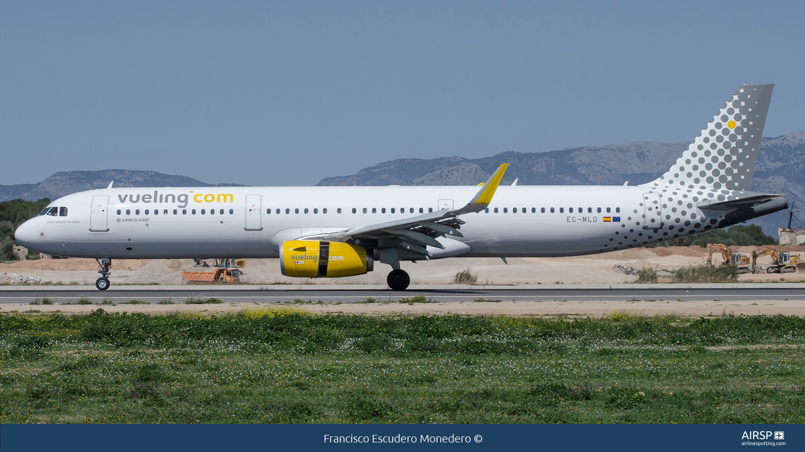 Vueling  Airbus A321  EC-MLD