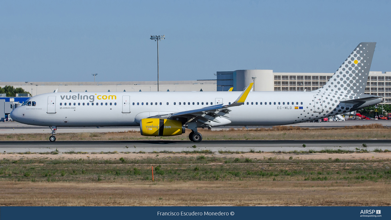 Vueling  Airbus A321  EC-MLD