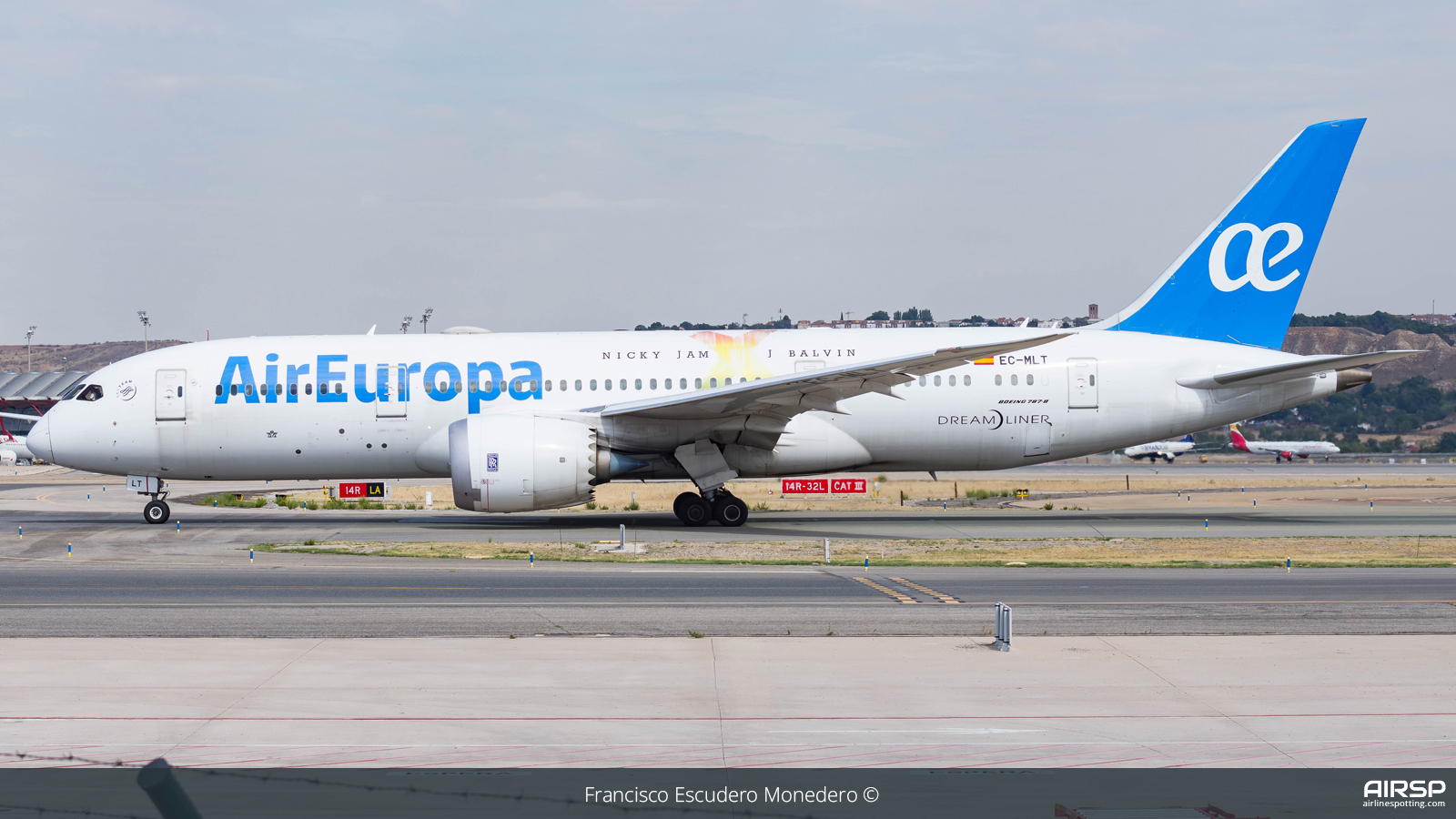 Air Europa  Boeing 787-8  EC-MLT