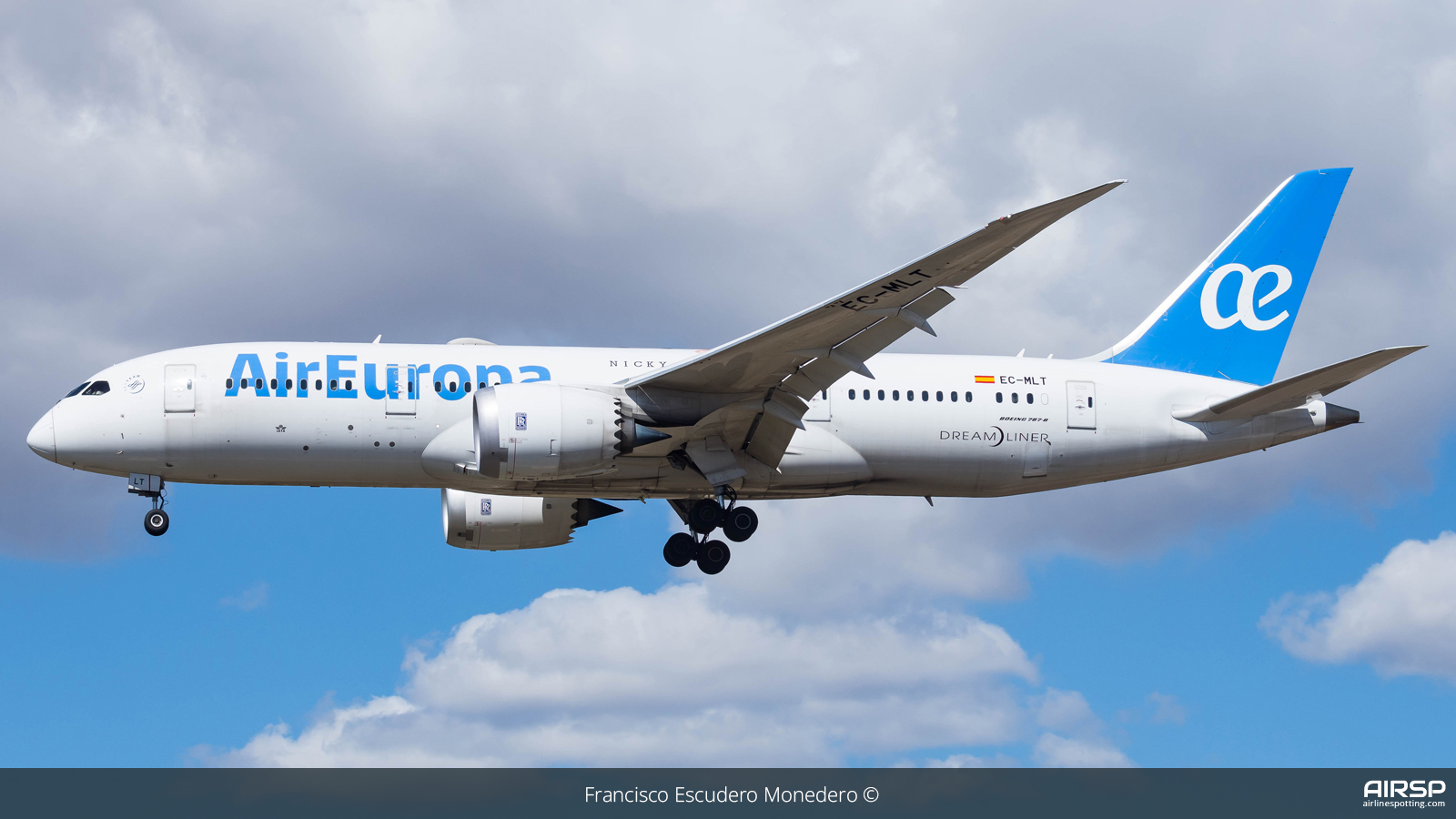 Air Europa  Boeing 787-8  EC-MLT