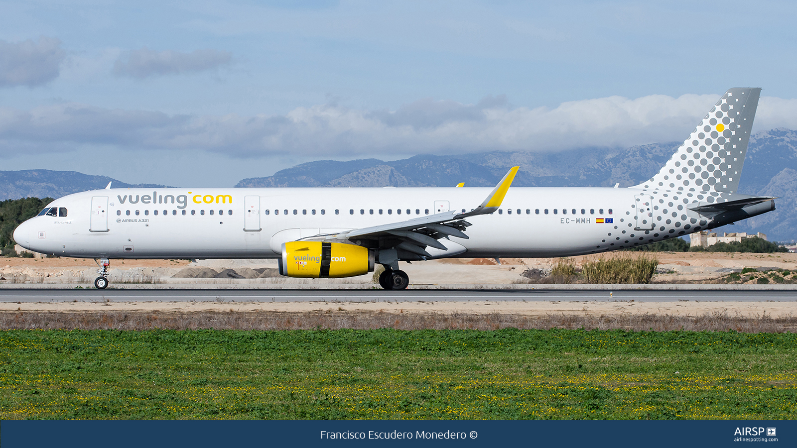 Vueling  Airbus A321  EC-MMH