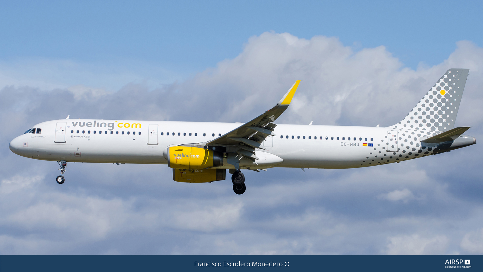 Vueling  Airbus A321  EC-MMU