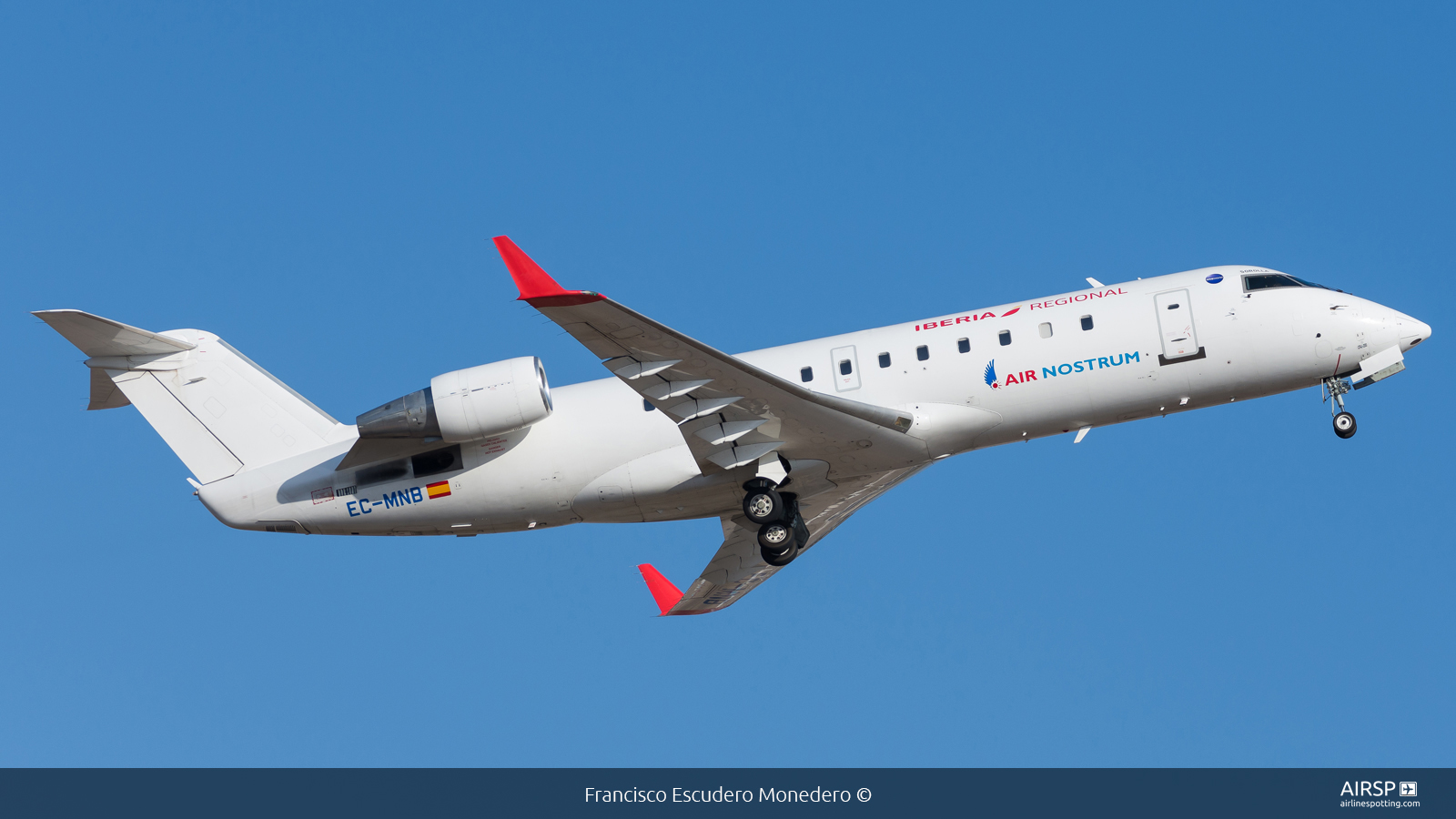 Air Nostrum Iberia Regional  Mitsubishi CRJ-200  EC-MNB