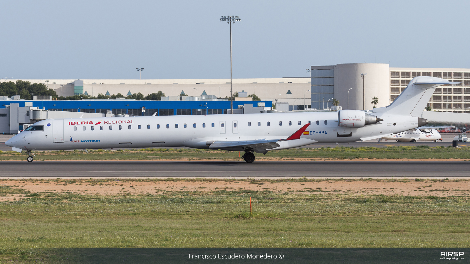 Air Nostrum Iberia Regional  Mitsubishi CRJ-1000  EC-MPA