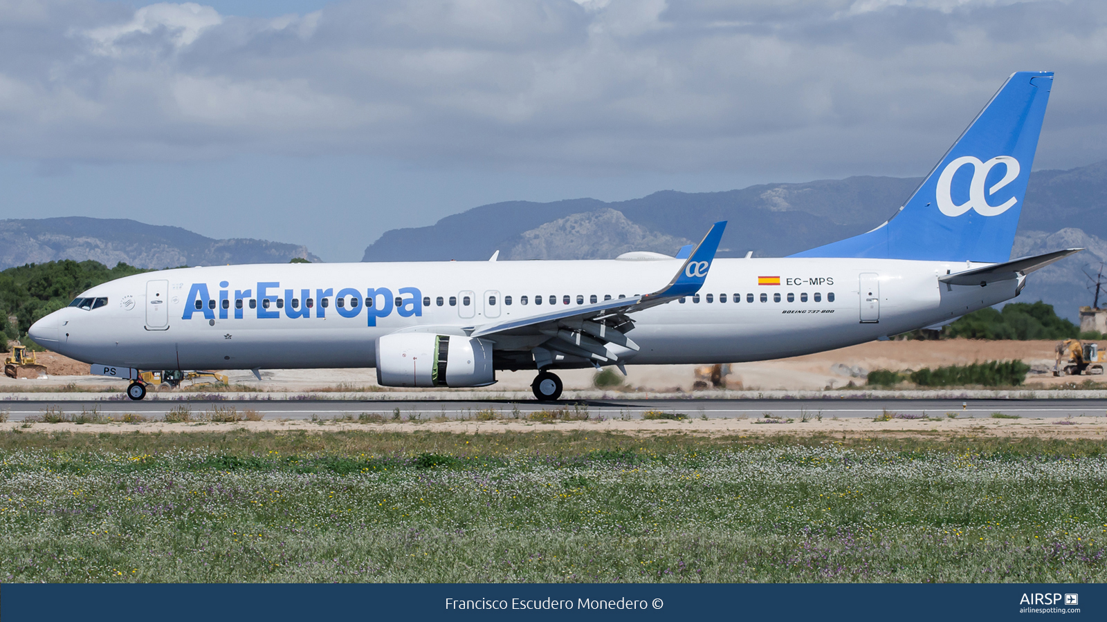 Air Europa  Boeing 737-800  EC-MPS